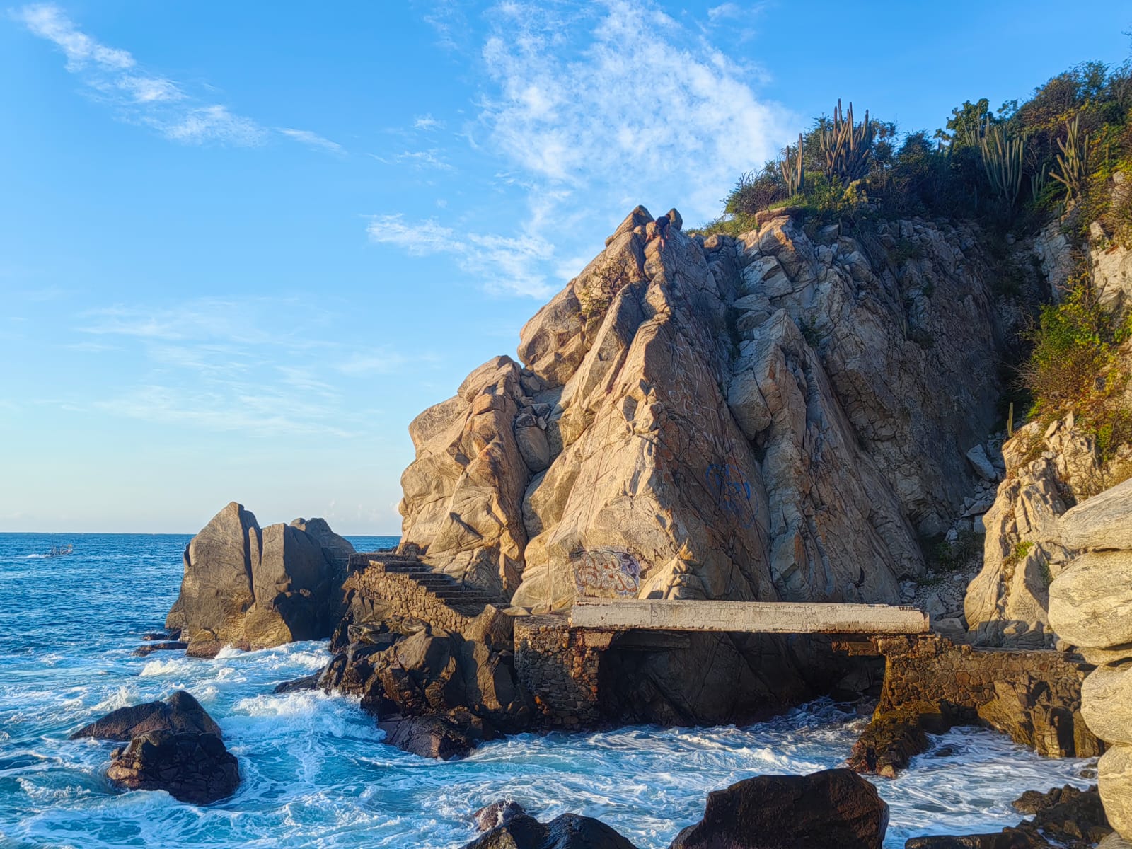 climbing with alenka mali in mexico