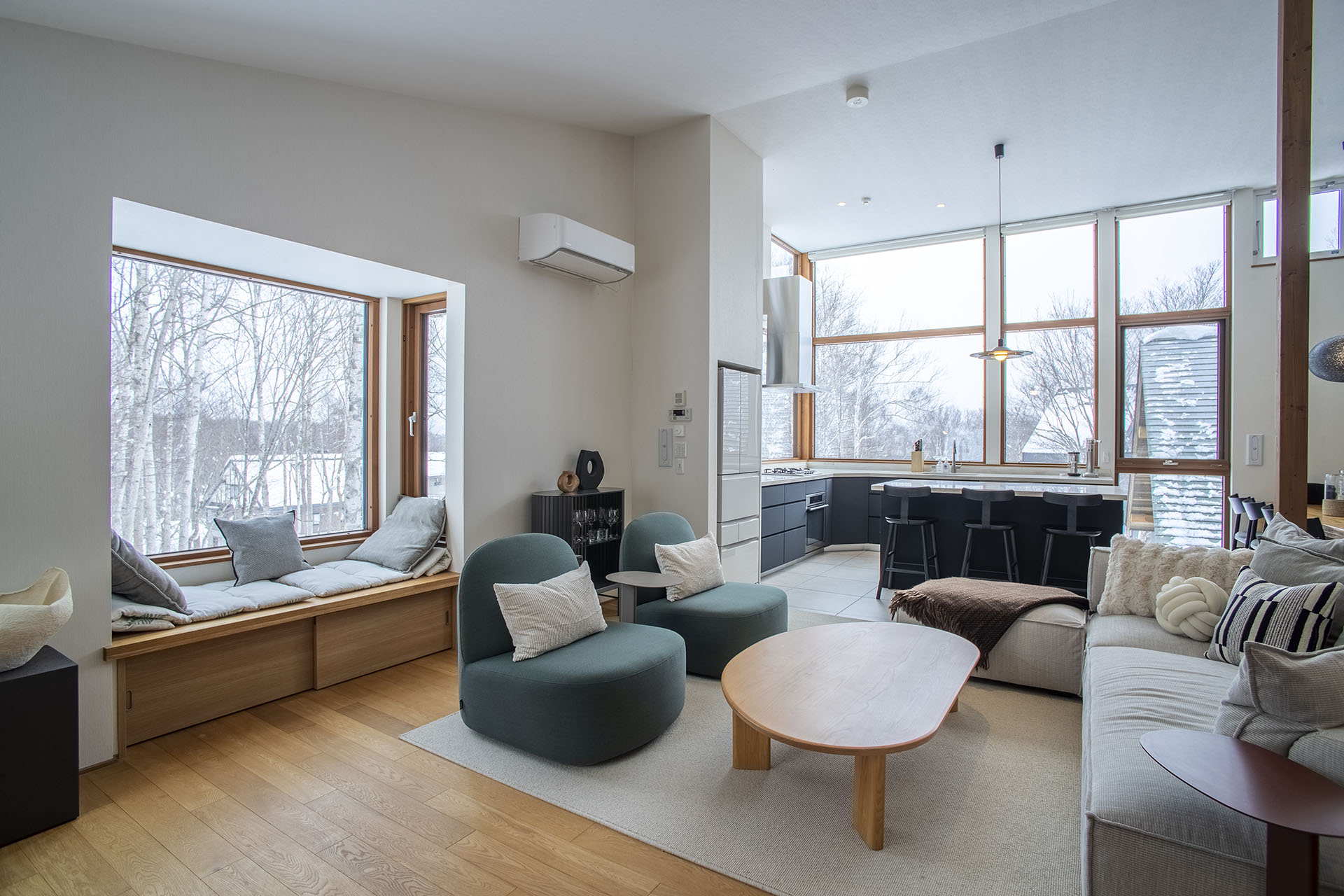 shared living space in the villa where the group gathers after ski days